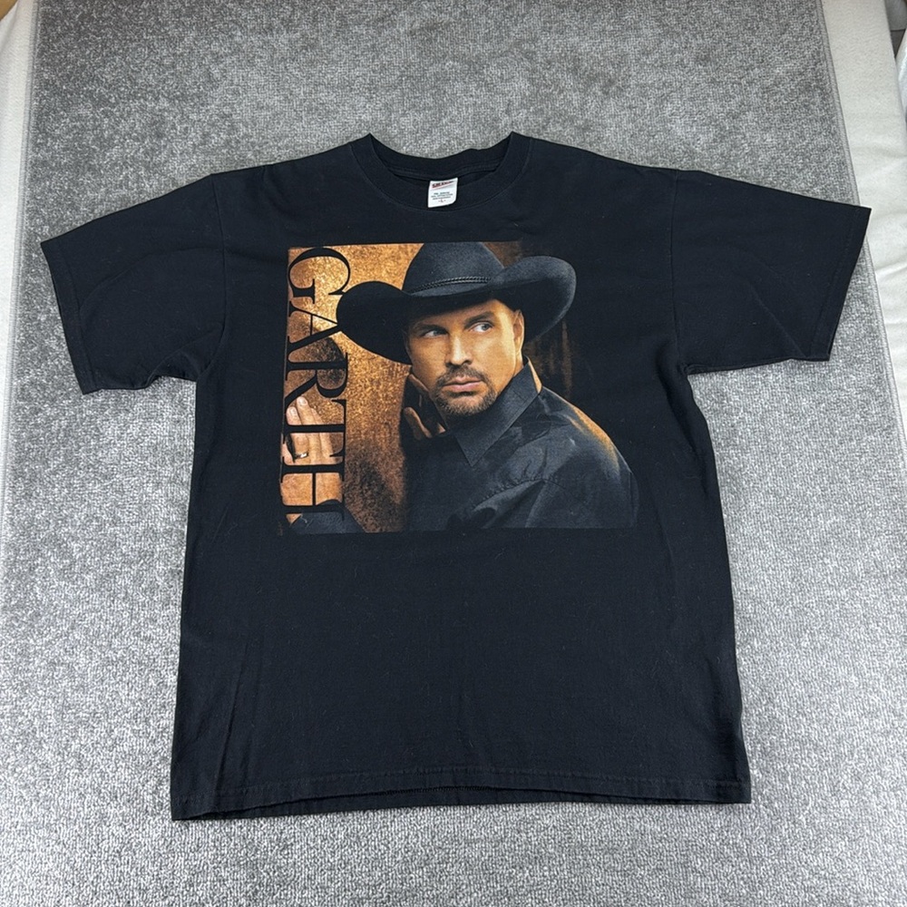 Anvil Garth Brooks Short Sleeve Shirt Ultimate Hits KC 07 LA 08 Tour Mens L